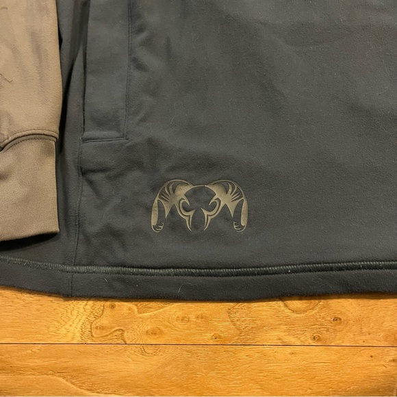 Kuiu Hooded Pullover - Picture 2 of 7